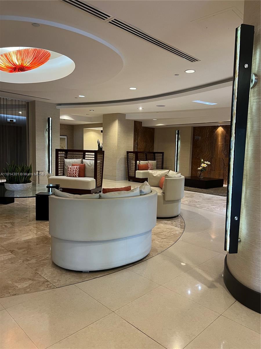 CLUB ATLANTIS CONDO - Residential Lease