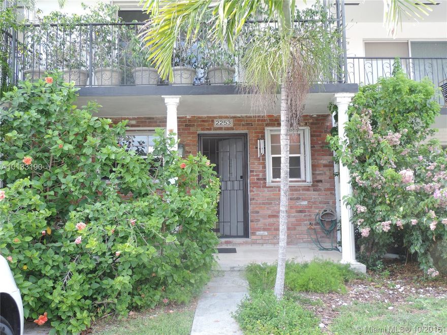 GREAT TOWNHOUSE IN SANS SOUCI!  EXCELLENT SCHOOLS. CLOSE TO THE BAL HARBOR SHOPS, THE BEACH,  SHOPPING, RESTAURANTS AND HOUSES OF WORSHIPS.  CALL FOR AN APPOINTMENT TODAY!!  WONDERFUL OPPORTUNITY FOR YOUR CLIENT(S) TO MAKE THIS TOWNHOUSE THEIR HOME!!