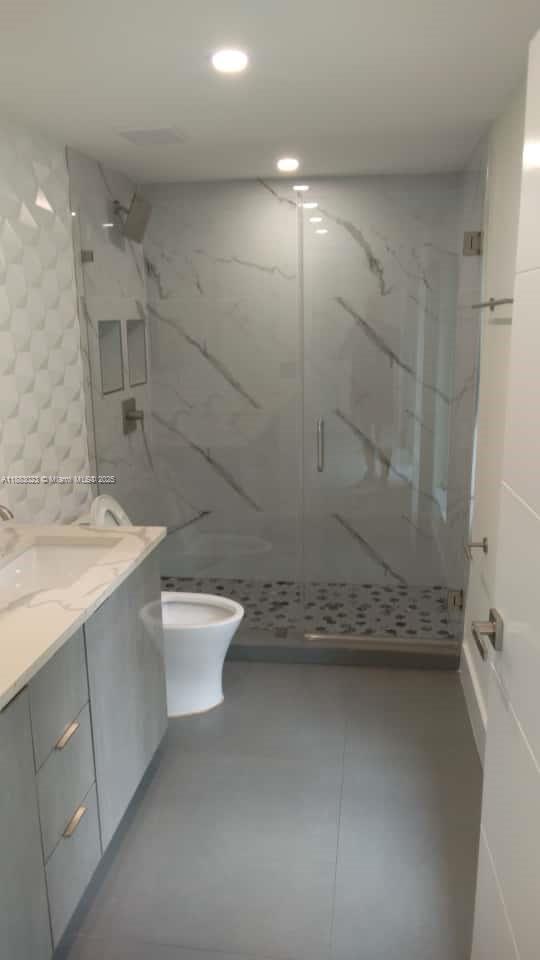 PINEWOOD PARK PL AMD 2ND - Residential Lease