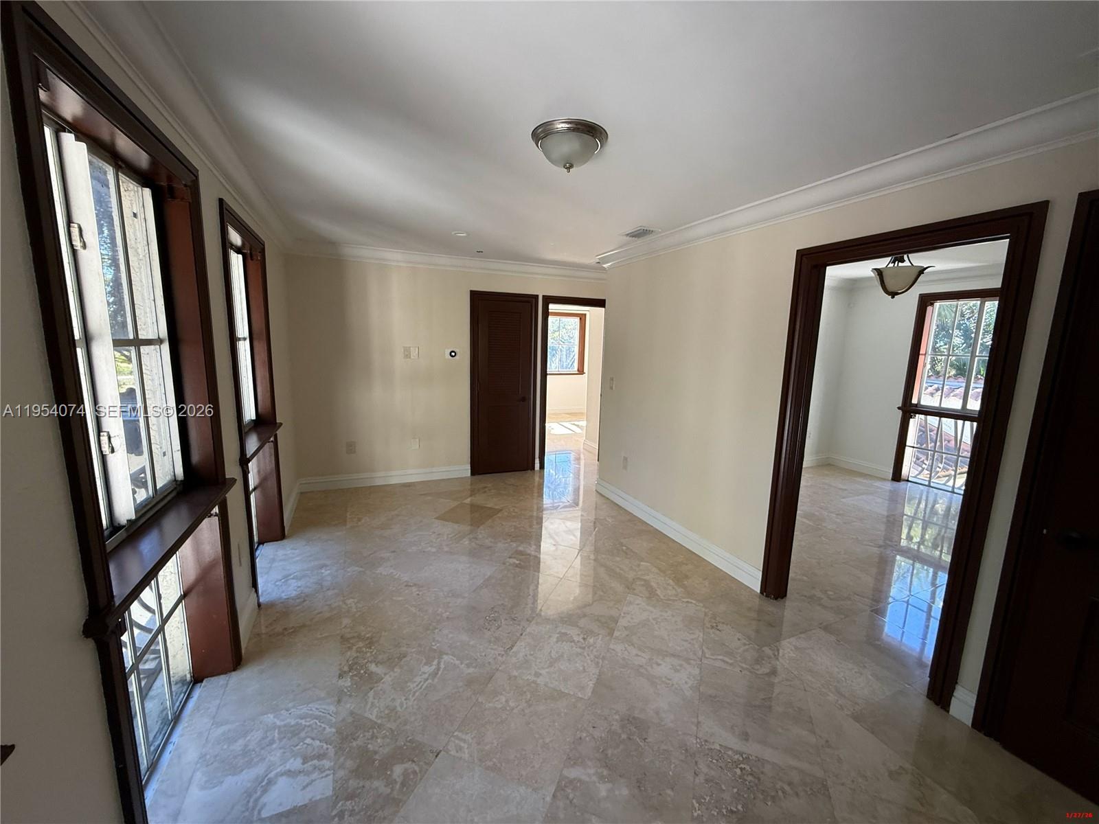 REDLANDS - Residential