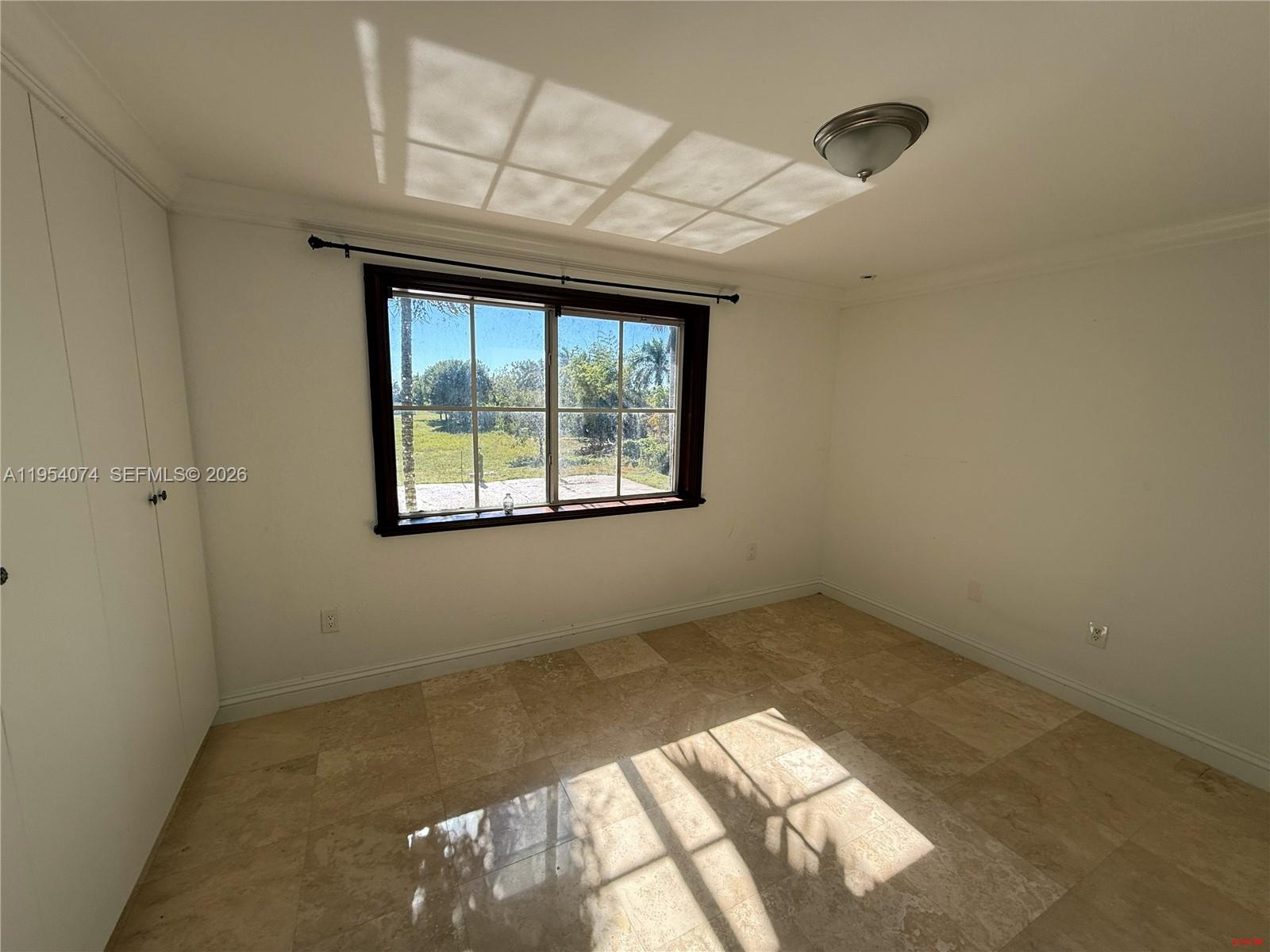 REDLANDS - Residential