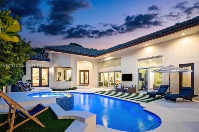 ONE THOUSAND NINE HUNDRED - Residential