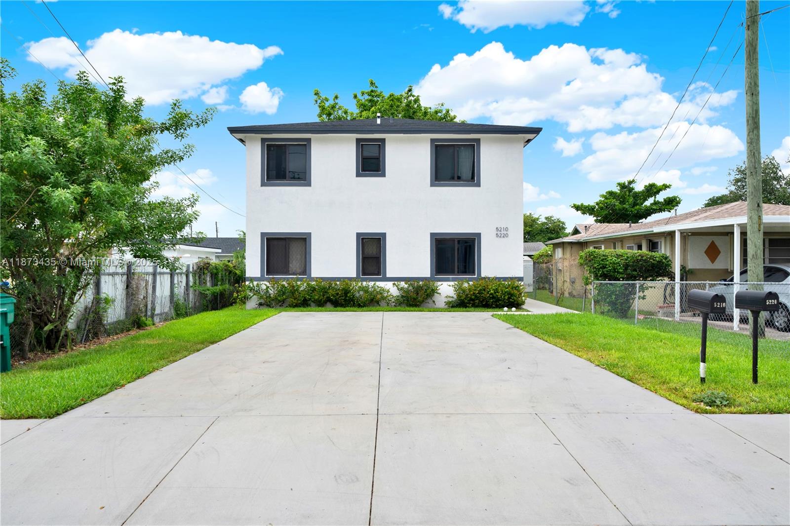 Modern living in the heart of it all. This recently constructed duplex offers 3 bedrooms, 3 full bathrooms, and a private backyard to enjoy. The open layout and sleek finishes make it feel fresh and inviting, while the spacious bedrooms and baths give everyone their own space. This unit includes a full bedroom and bathroom downstairs, perfect for the elderly or guests. Enjoy new stainless steel appliances, 24x24 porcelain tiles, and impact windows. Washer and Dryer located inside the unit! NO HOA!!
Perfect for anyone who wants style, convenience, and a place that’s truly move-in ready.