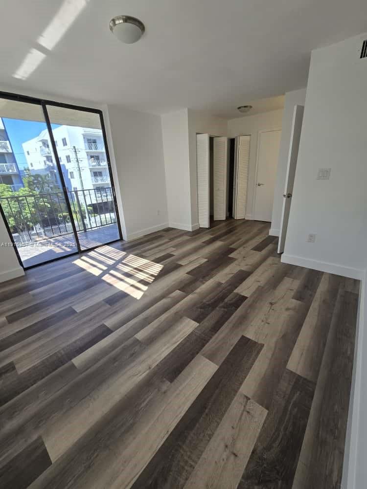 BAYVIEW GARDENS CONDO - Residential Lease