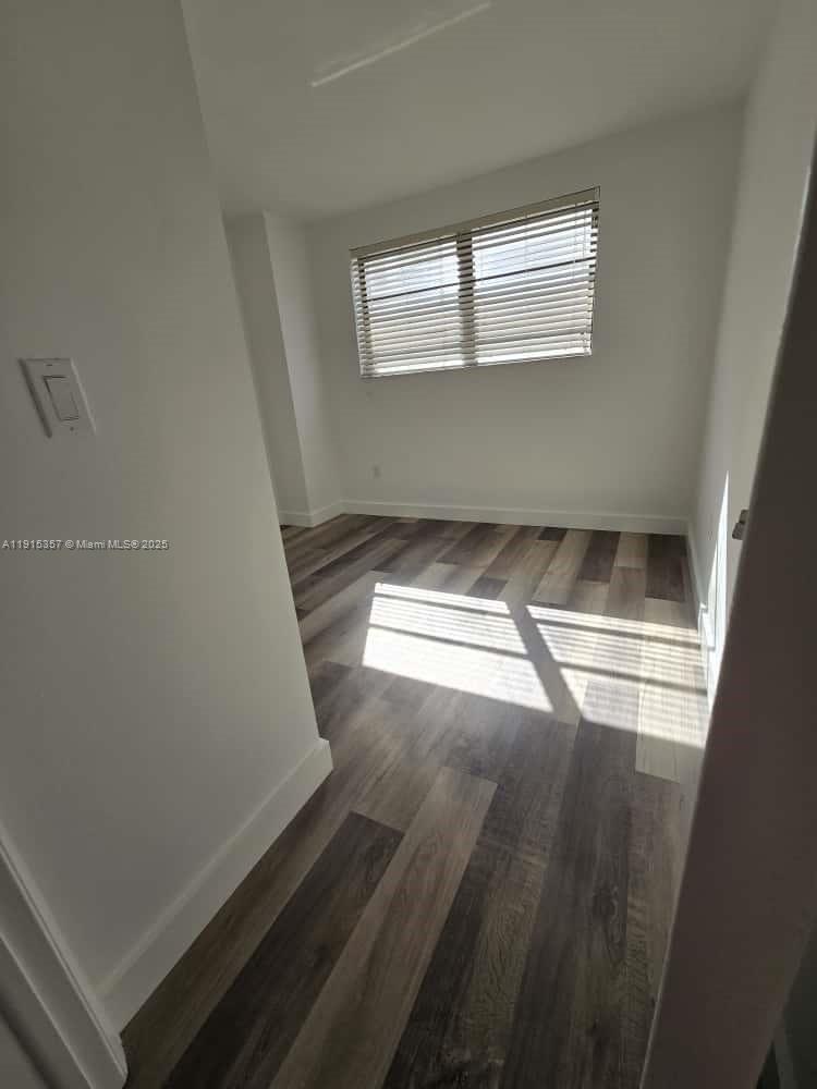 BAYVIEW GARDENS CONDO - Residential Lease