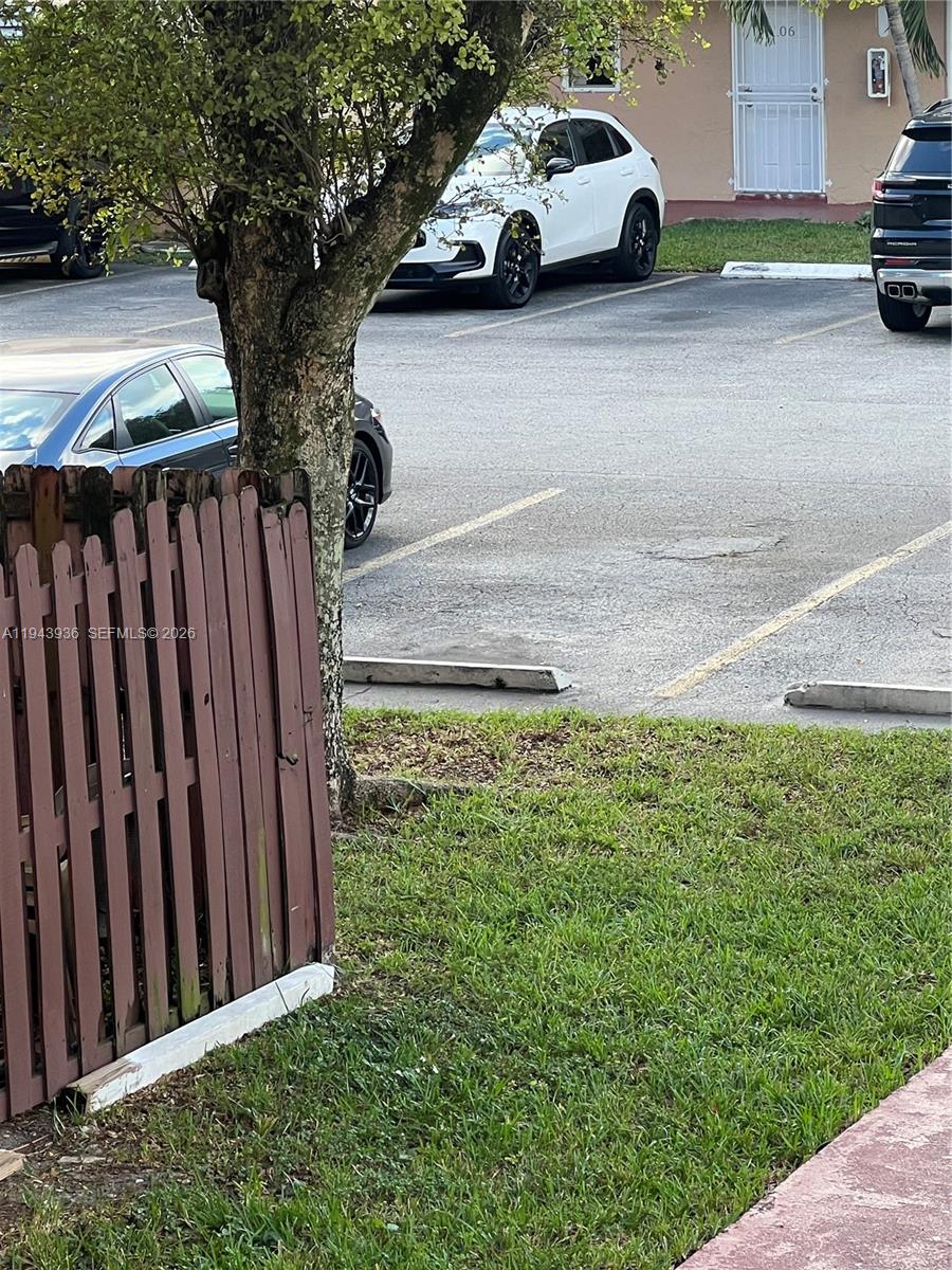 LAGUNA CLUB EAST CONDO - Residential