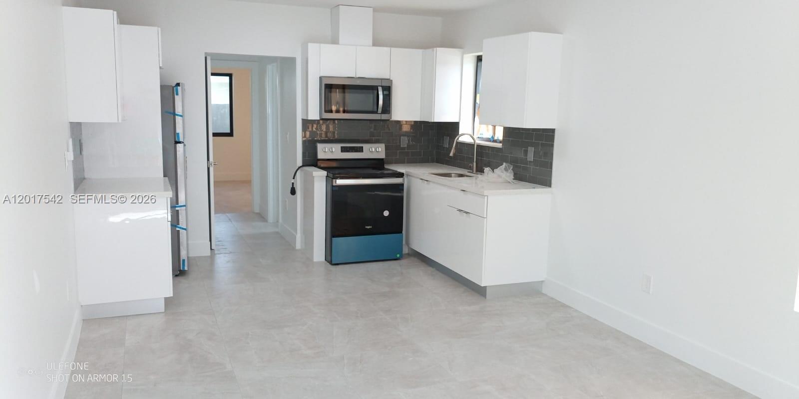 1725 Calais Dr 6