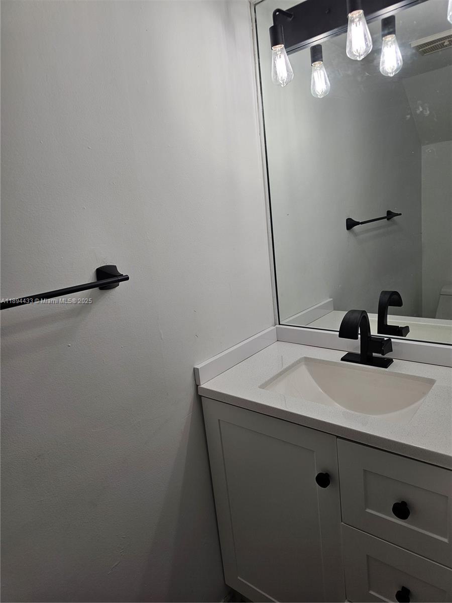 DADELAND COVE SEC 1 - Residential