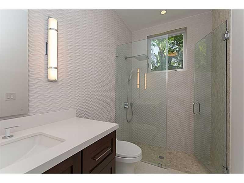 HELMS COUNTRY ESTS REPLAT - Residential