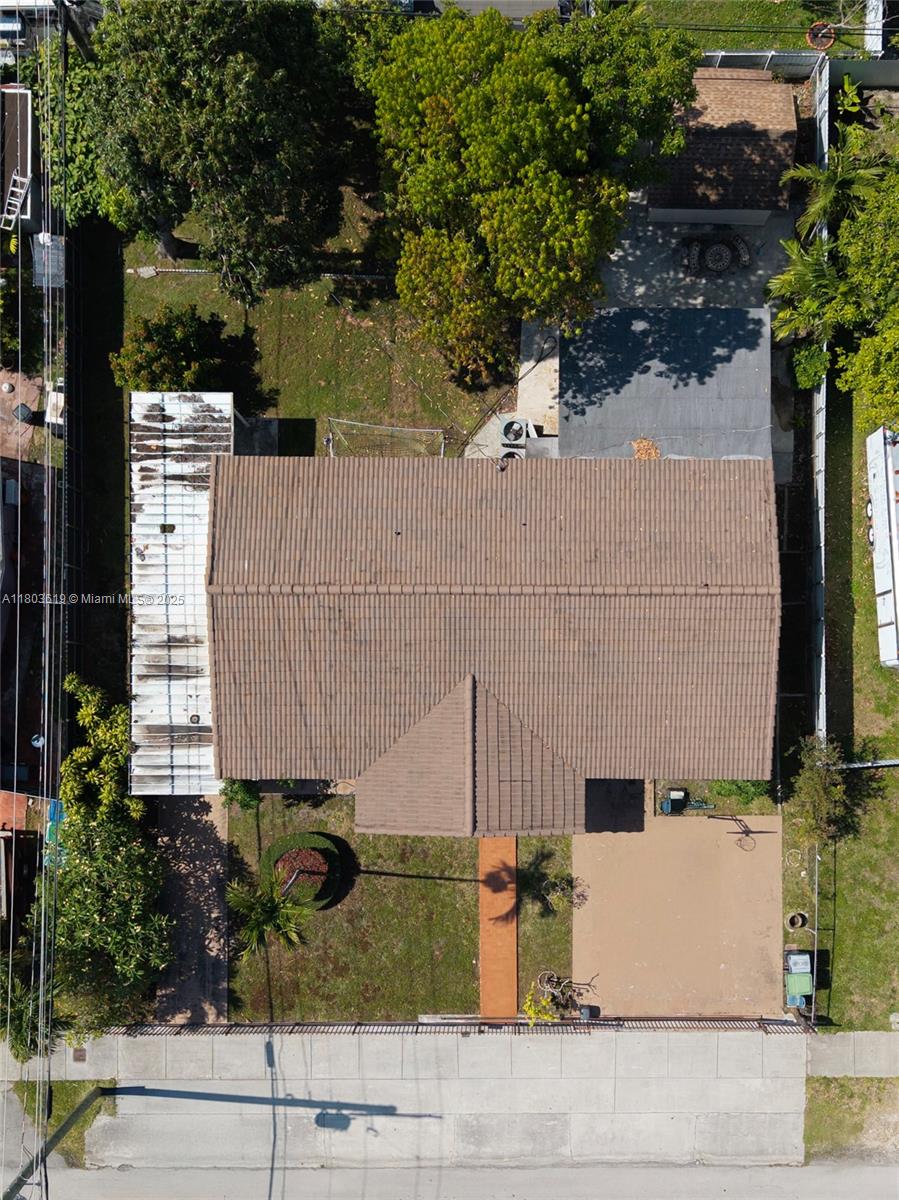 9210 SW 41st St