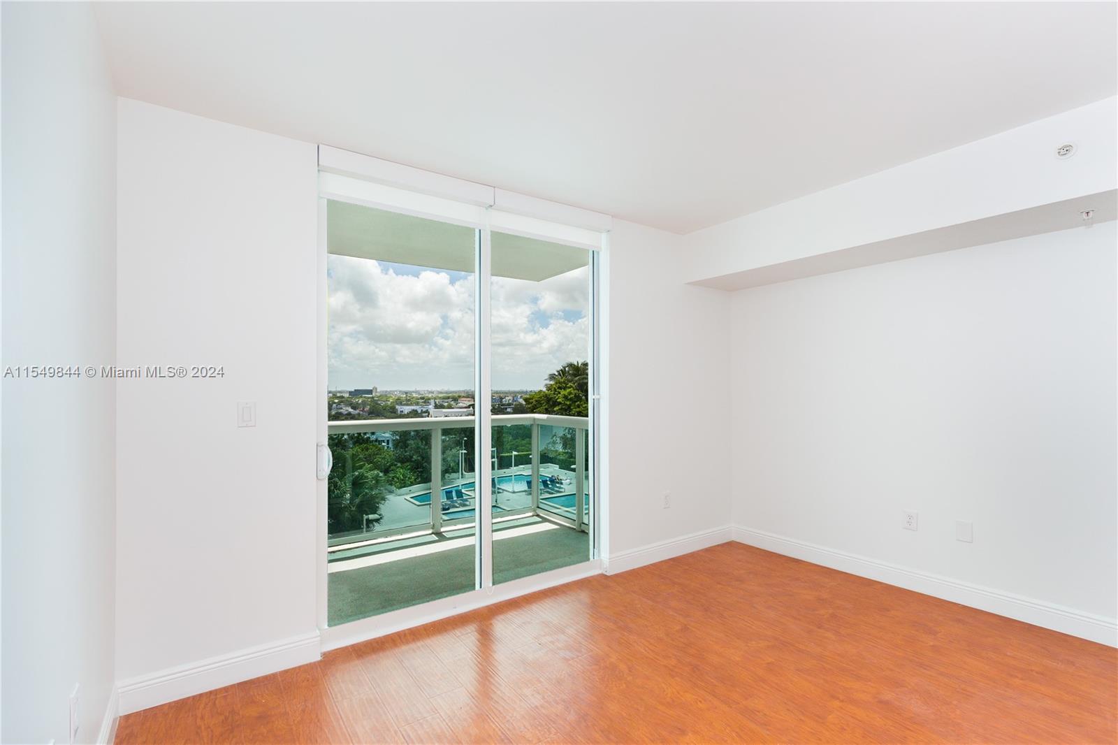 1800 CLUB CONDO - Residential Lease