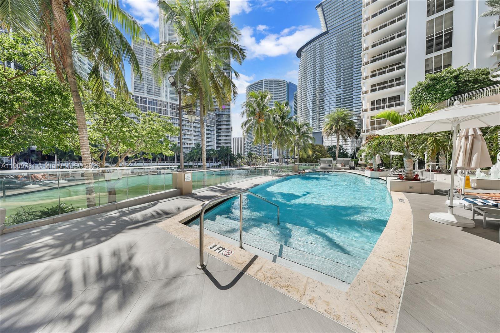 CARBONELL CONDO - Residential Lease