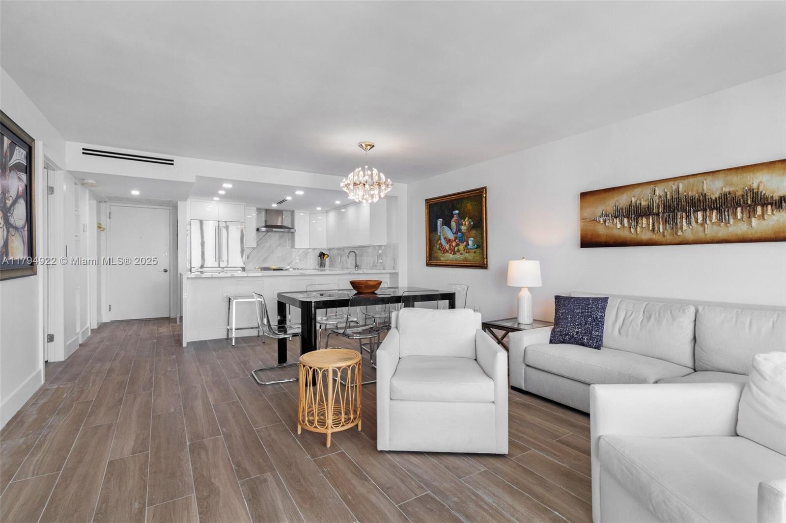 5701 Collins Ave 1707