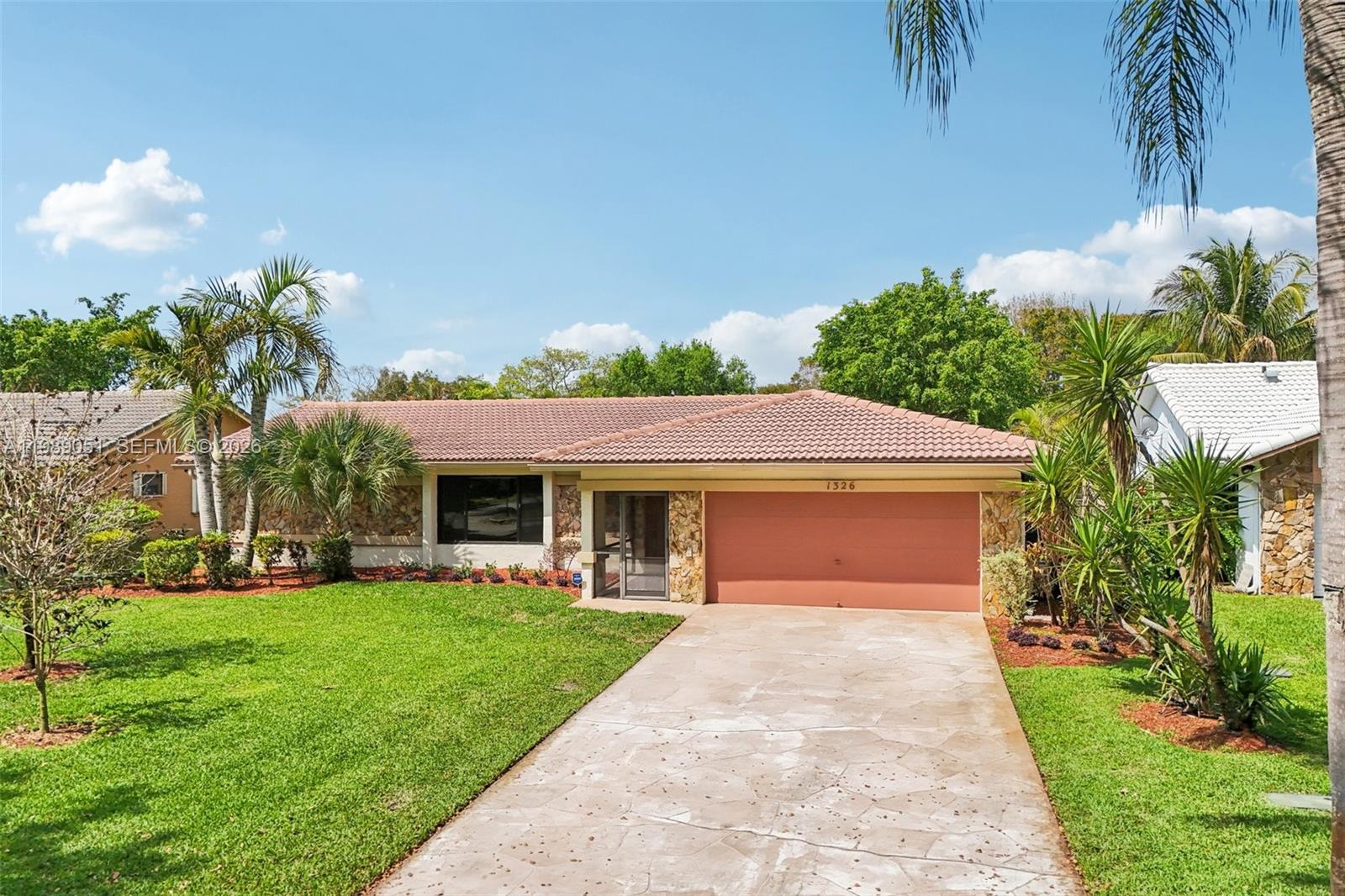 CYPRESS RUN - Residential