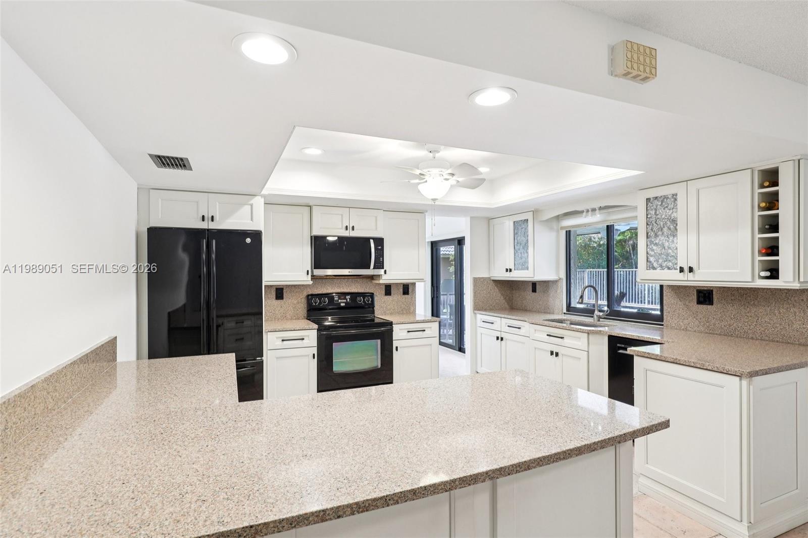 CYPRESS RUN - Residential