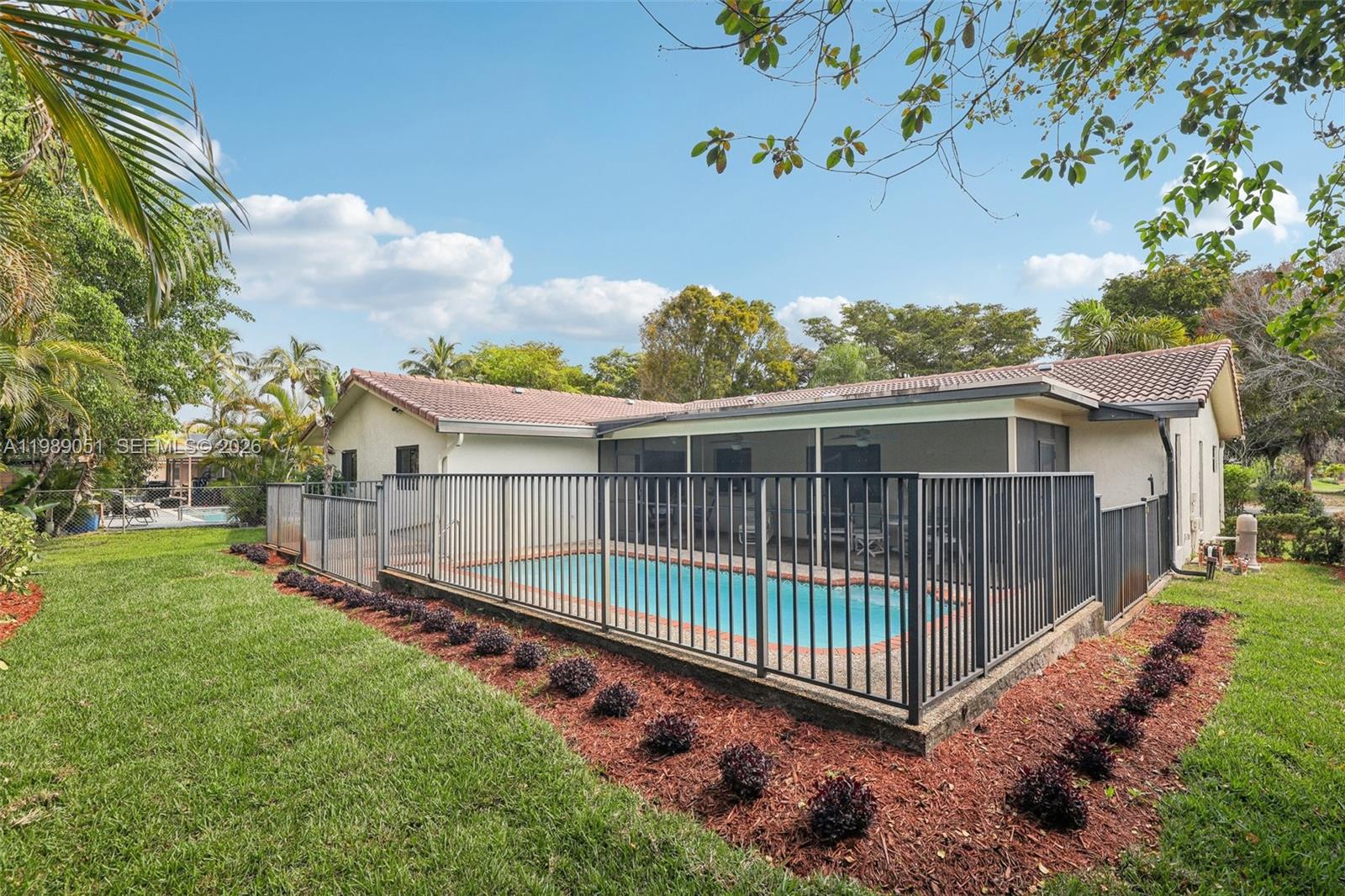 CYPRESS RUN - Residential