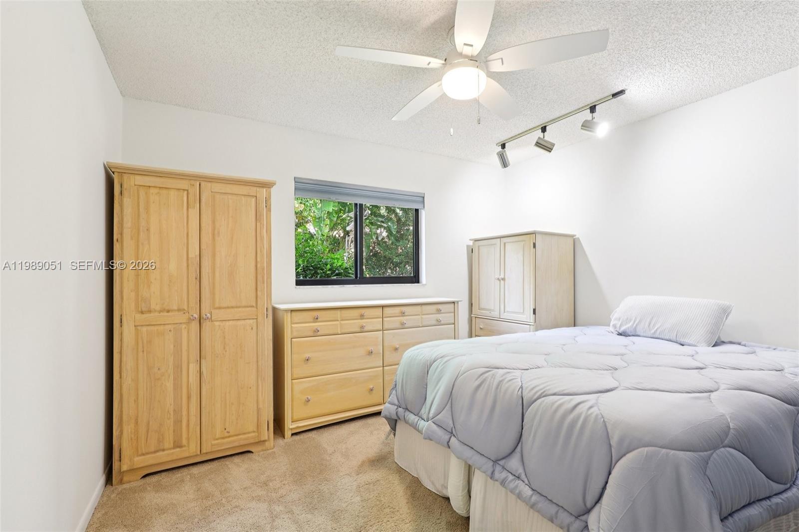 CYPRESS RUN - Residential