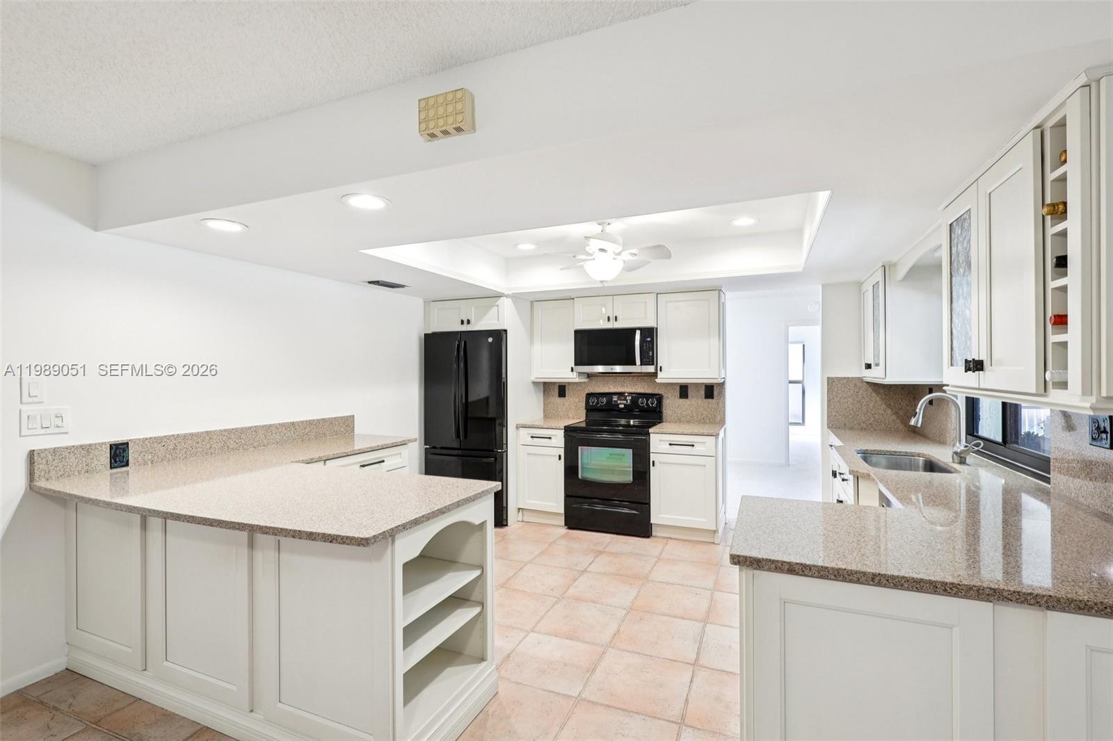 CYPRESS RUN - Residential