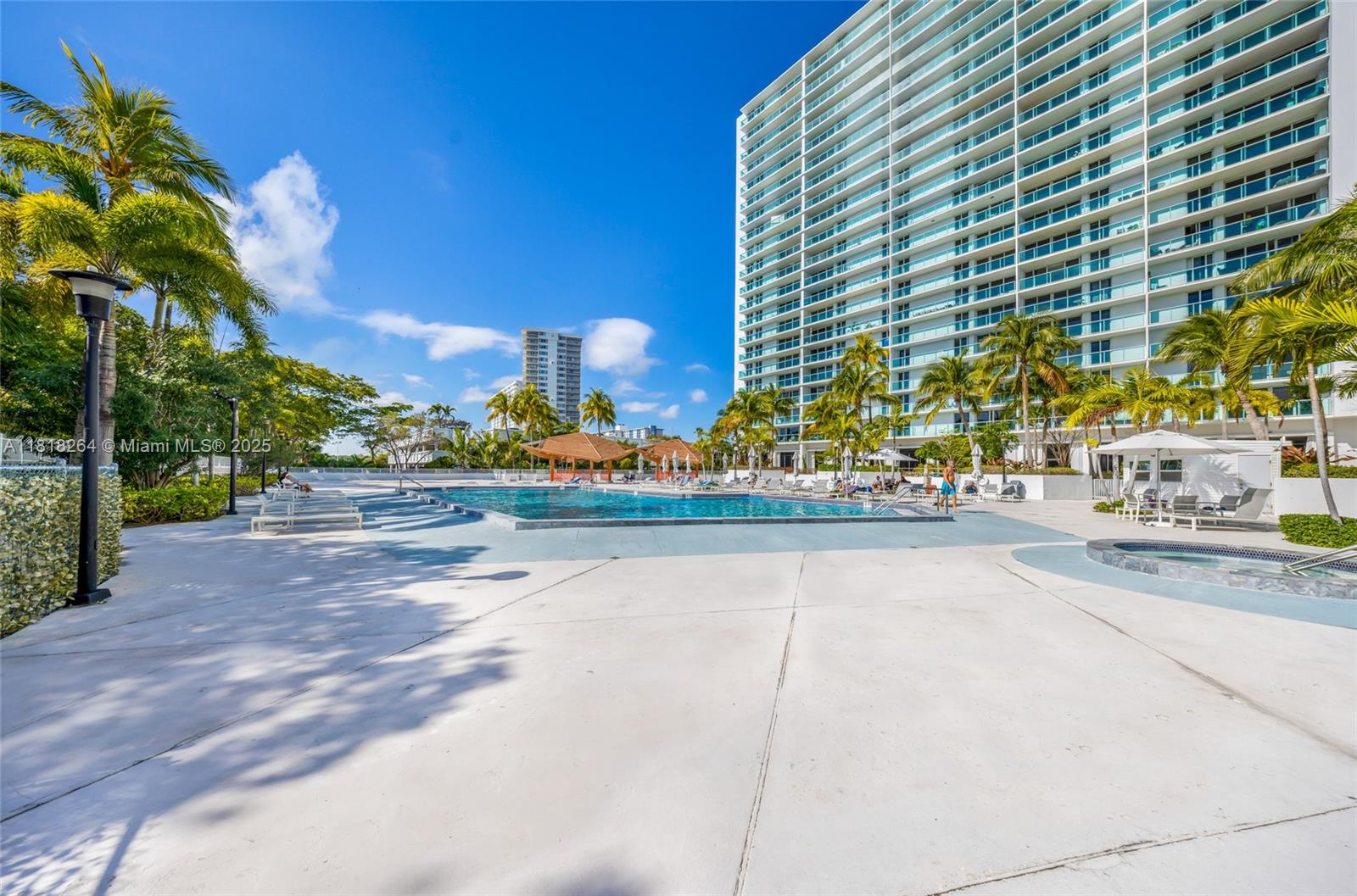 ARLEN HOUSE EAST CONDO - Residential