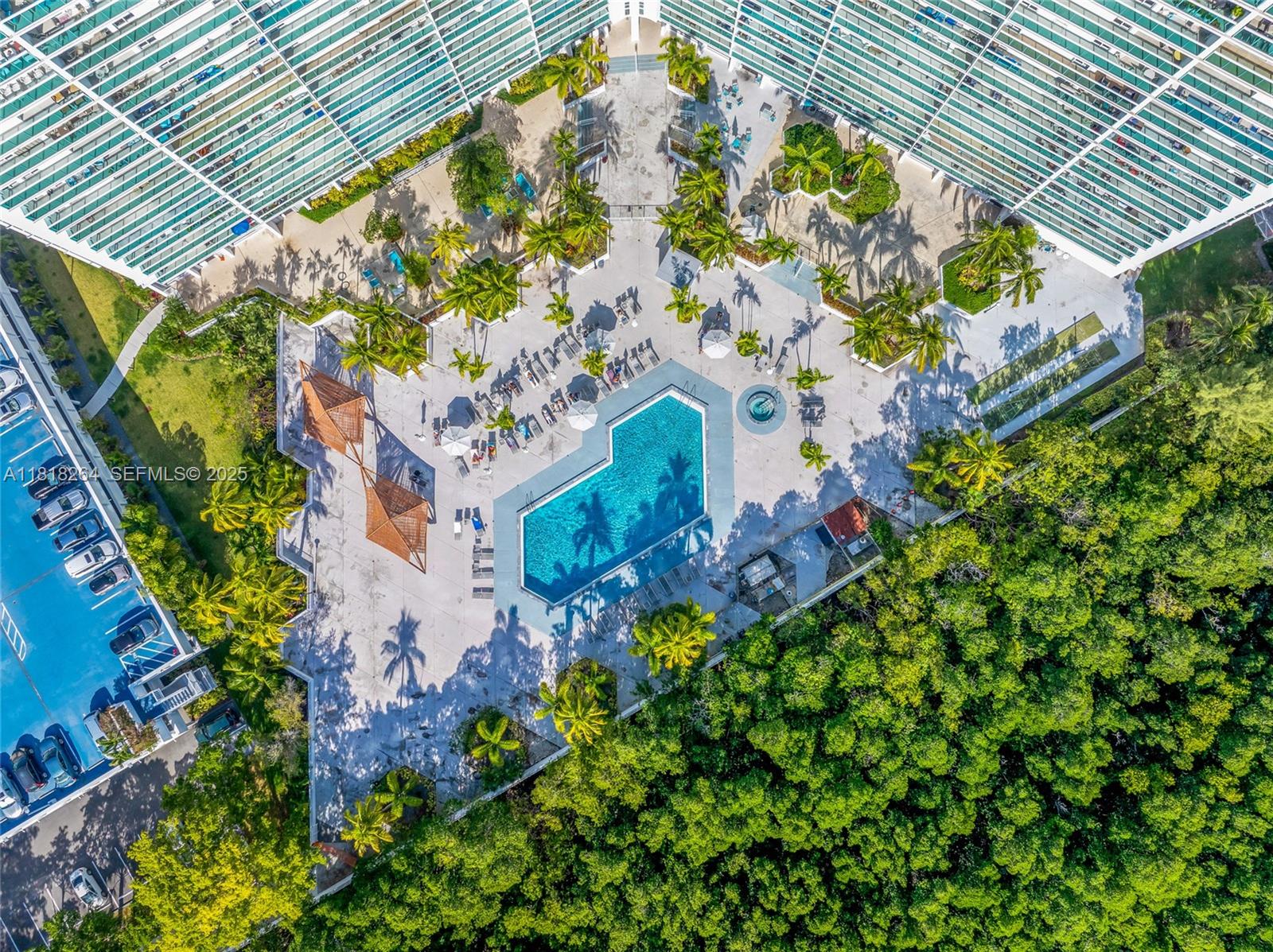 ARLEN HOUSE EAST CONDO - Residential