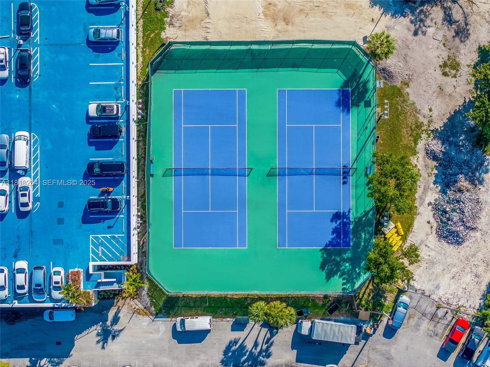 ARLEN HOUSE EAST CONDO - Residential