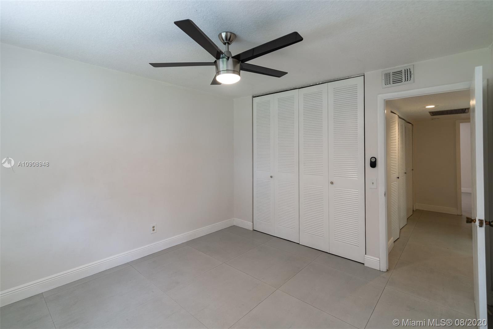 EVERGLADES SUGAR & LAND C - Residential Lease