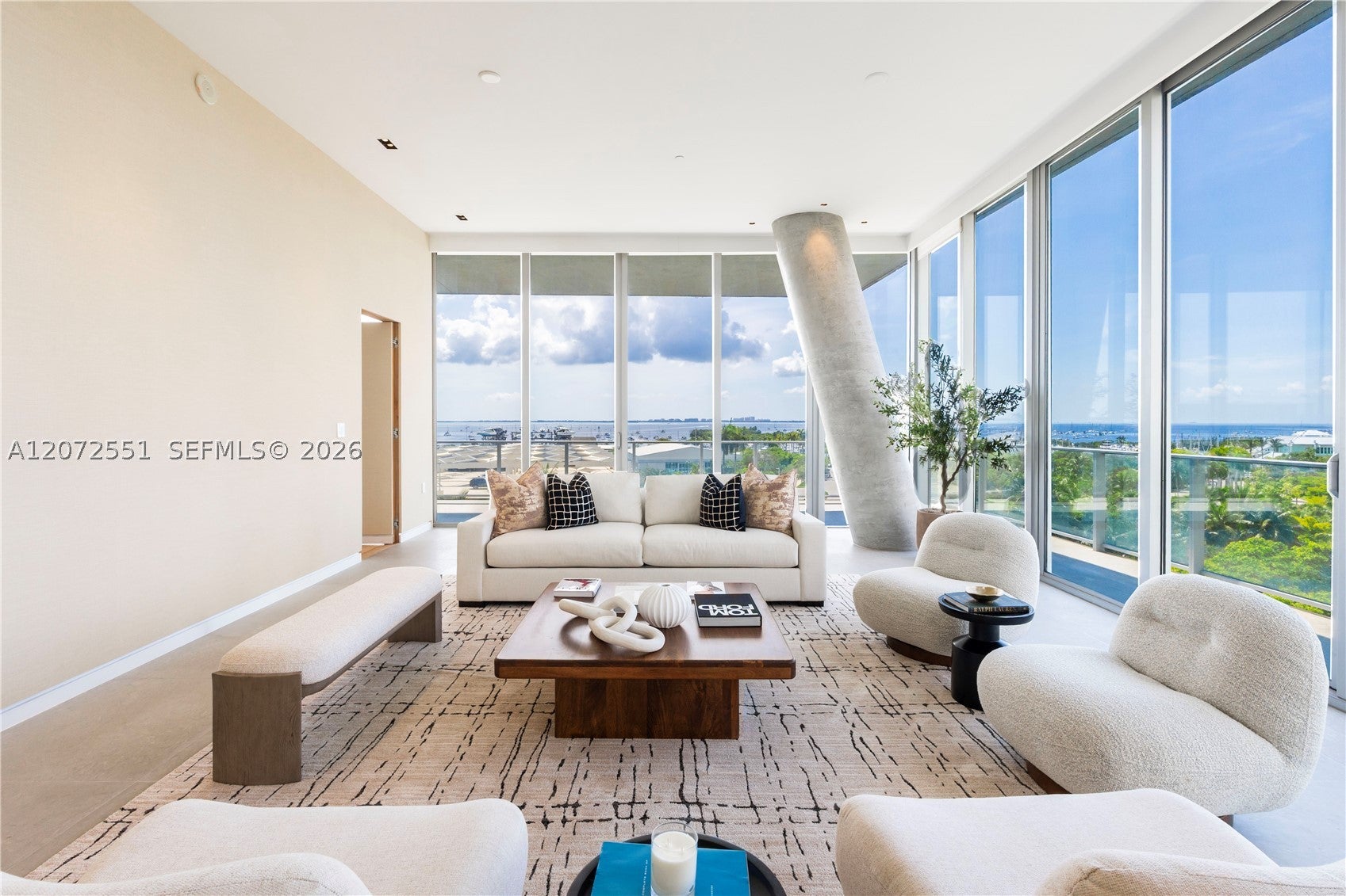 2675 S Bayshore Dr 602S
