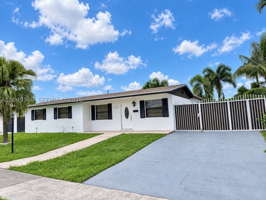 18310 NW 85TH AVE, HIALEAH, FL 33015 - Image 56ac44ee78edfb8a2cdce929d7ccfbcf/1139819633