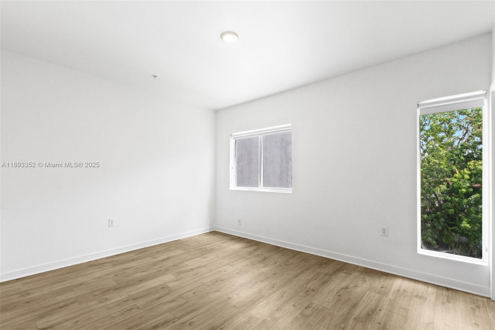 BISCAYNE GARDENS - Residential Lease