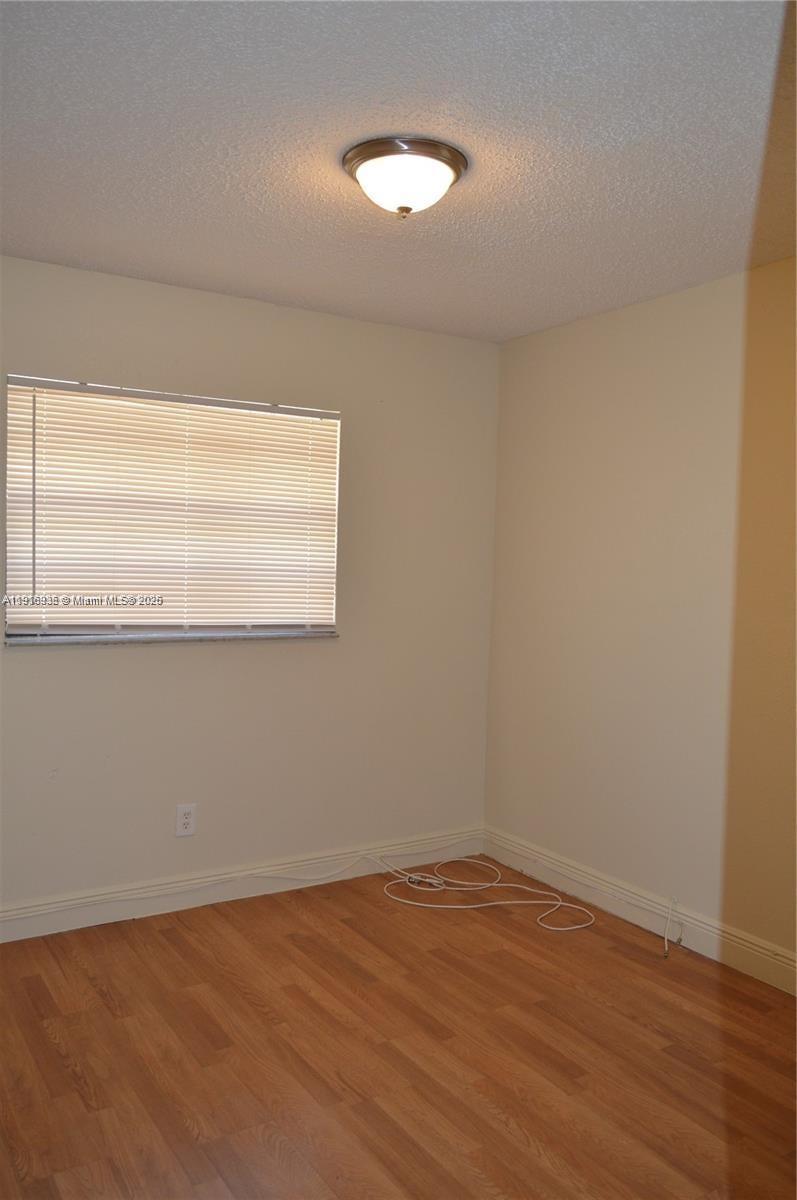 COLLIER GROVES - Residential Income