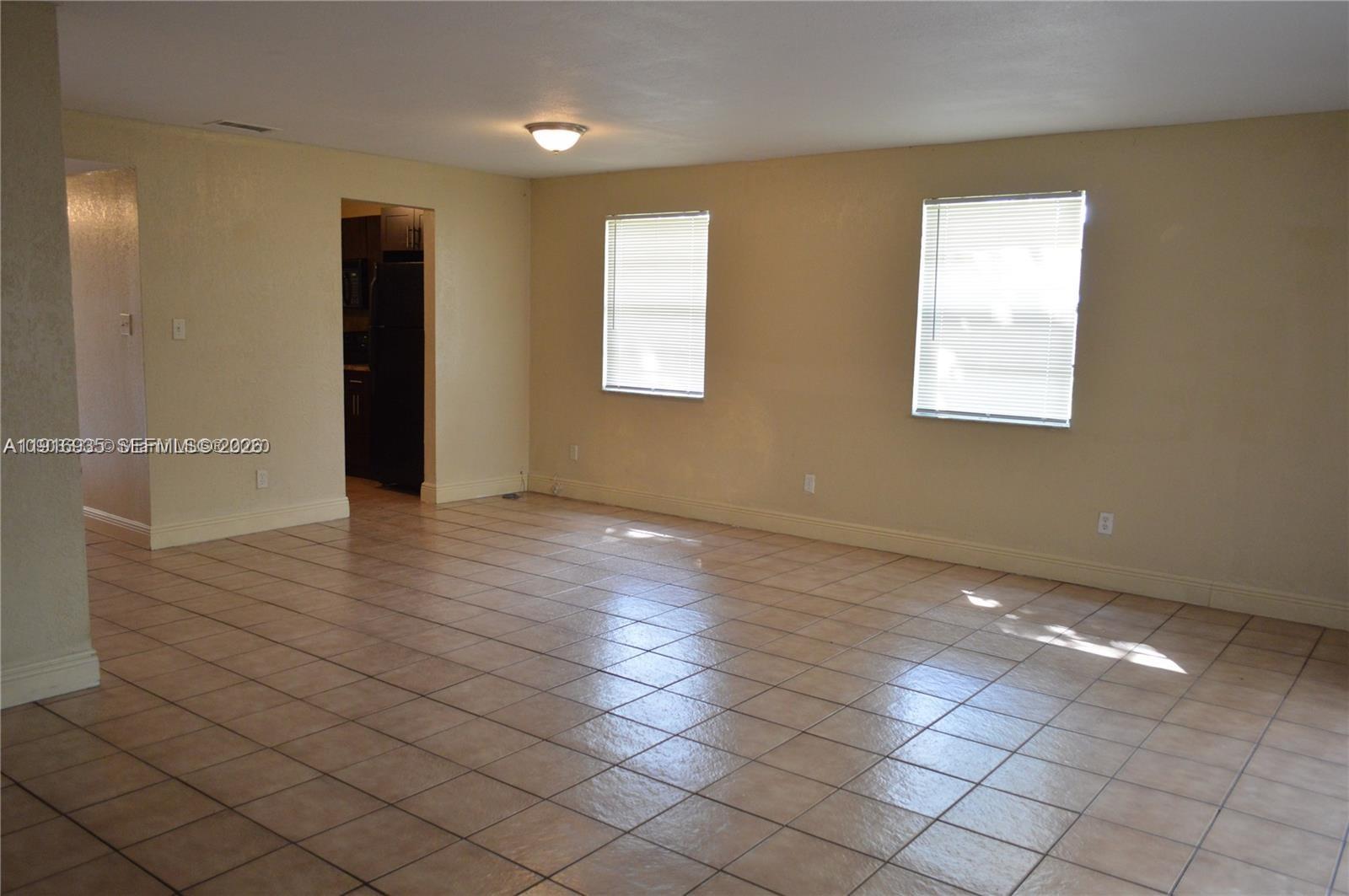 COLLIER GROVES - Residential Income