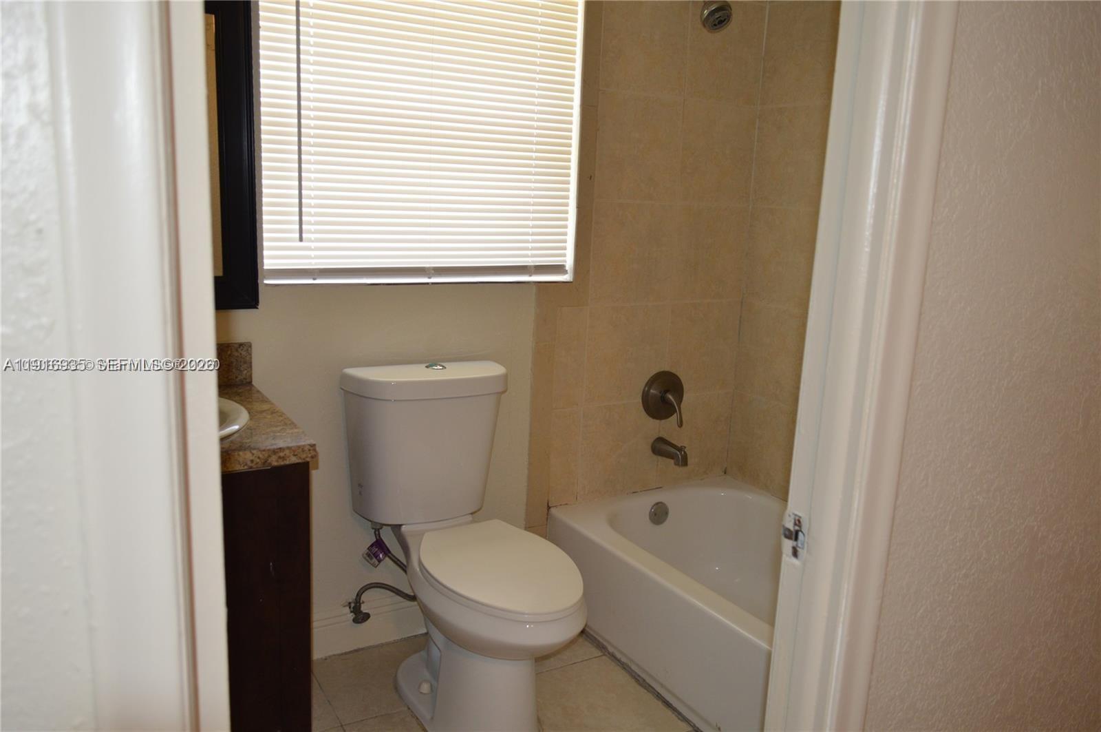 COLLIER GROVES - Residential Income