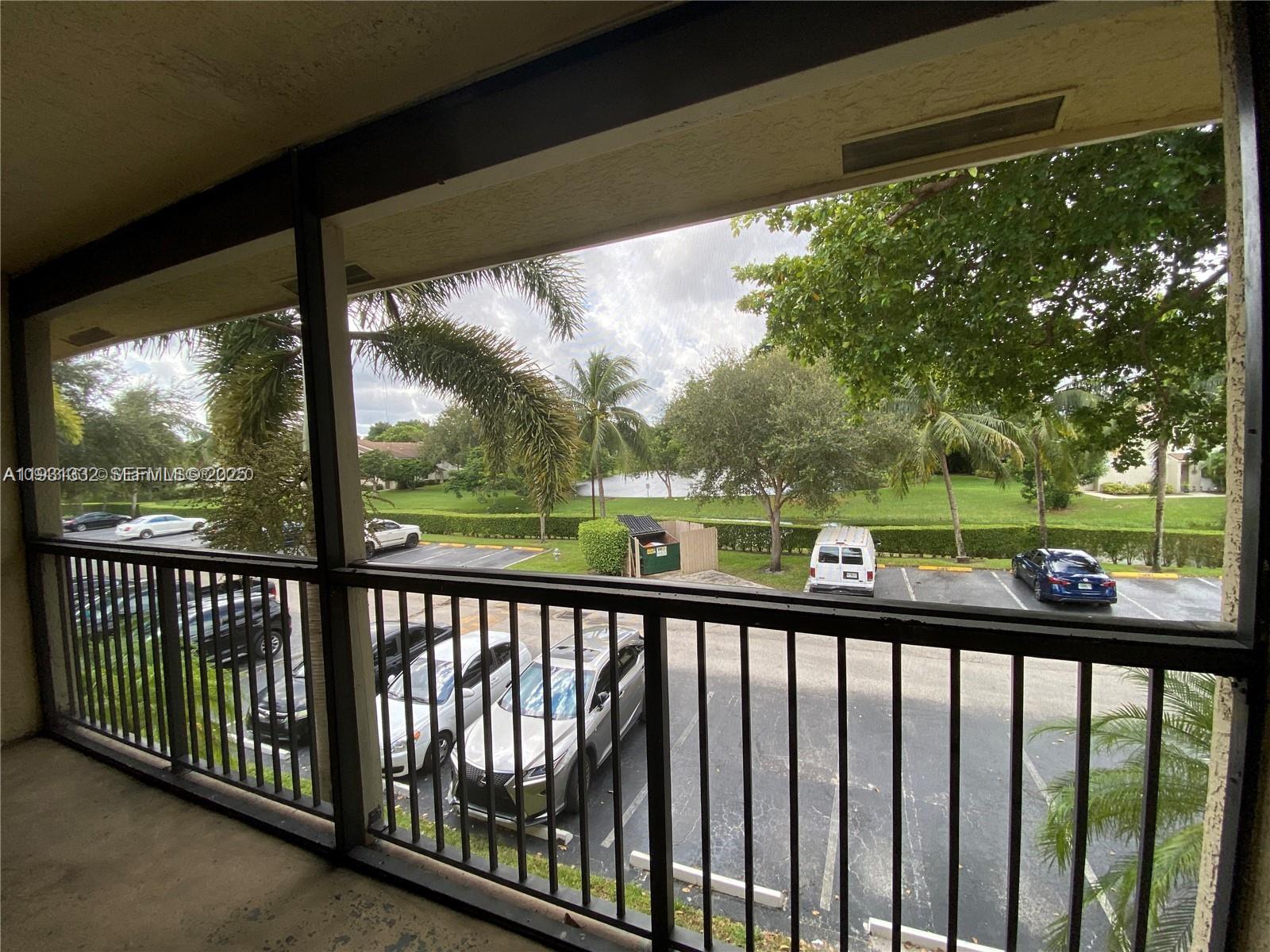 ROYAL POINCIANA CONDO - Residential Lease