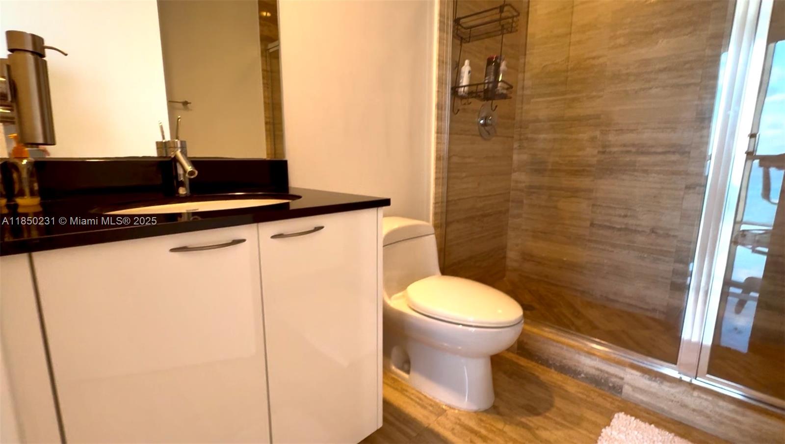 TDR TOWER II CONDO - Residential Lease