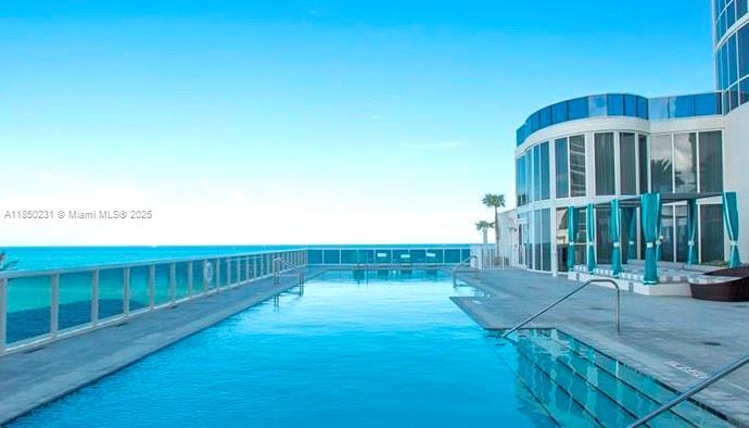 TDR TOWER II CONDO - Residential Lease