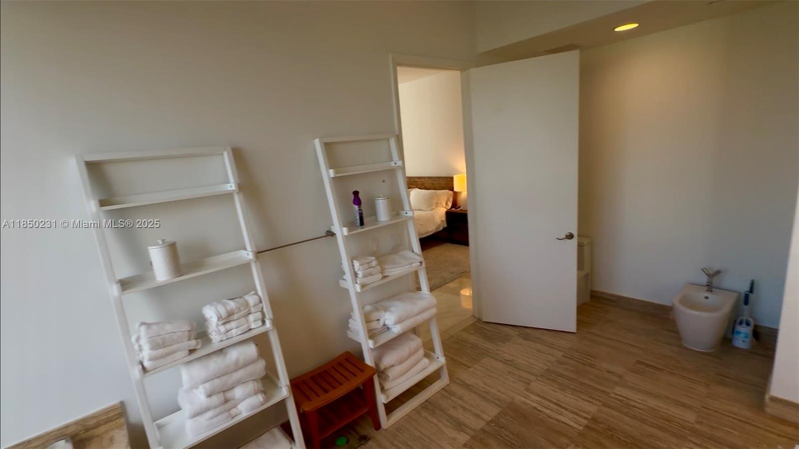 TDR TOWER II CONDO - Residential Lease