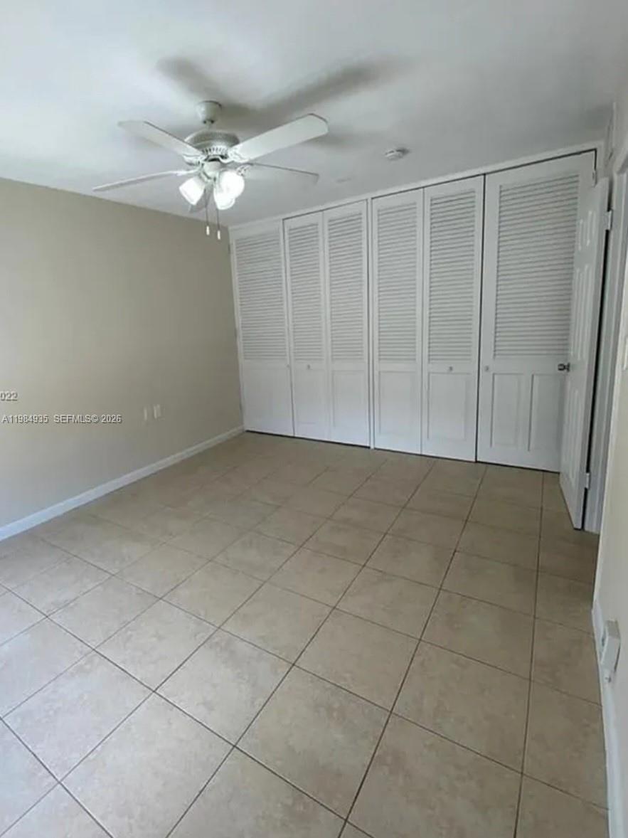 LIDO BAY LODGE CONDOMINIU - Residential Lease