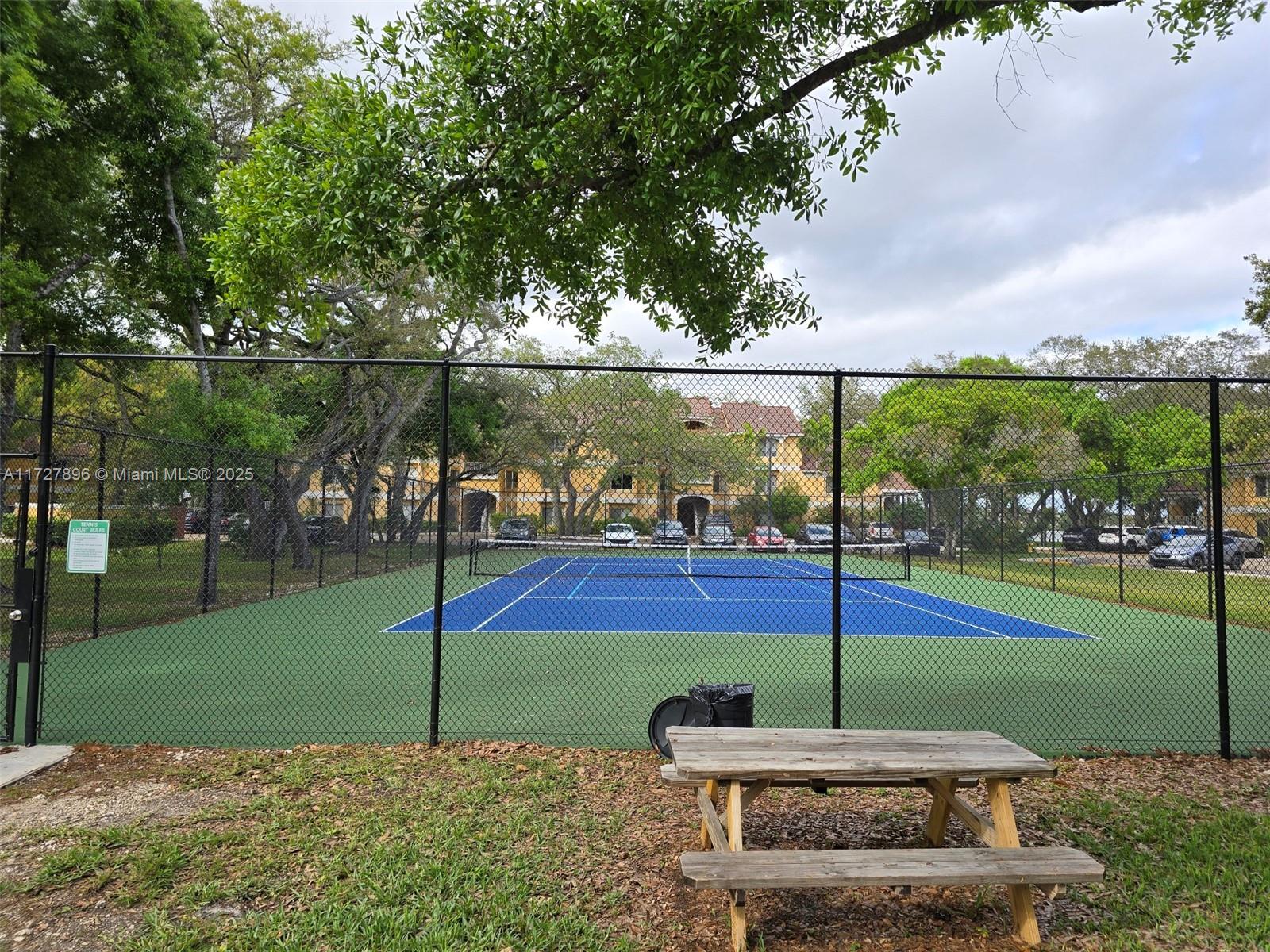 SAILBOAT POINTE CONDO - Residential