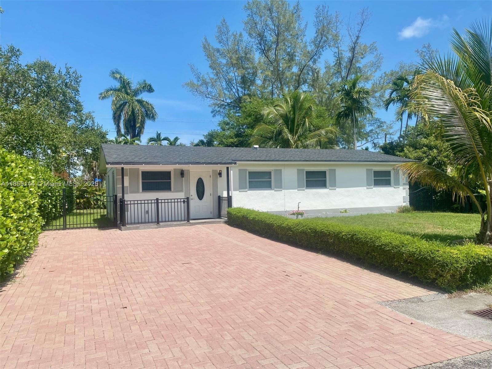This beautiful South Miami 3/2 home is ready for immediate occupancy! Enjoy this great location of South Miami with easy access to the University of Miami, Coral Gables, and major highways.
The open and bright floor plan features a brand-new kitchen with stainless steel appliances, quartz counter tops, gas stove, new roof, impact windows, tankless water heater, new A/C, tastefully renovated bathrooms, and ceramic tile floors throughout the home. Huge, fully fenced backyard for outdoor enjoyment and privacy. Plenty of parking spaces. Utilities not included! No pets-sorry! Easy to show!
