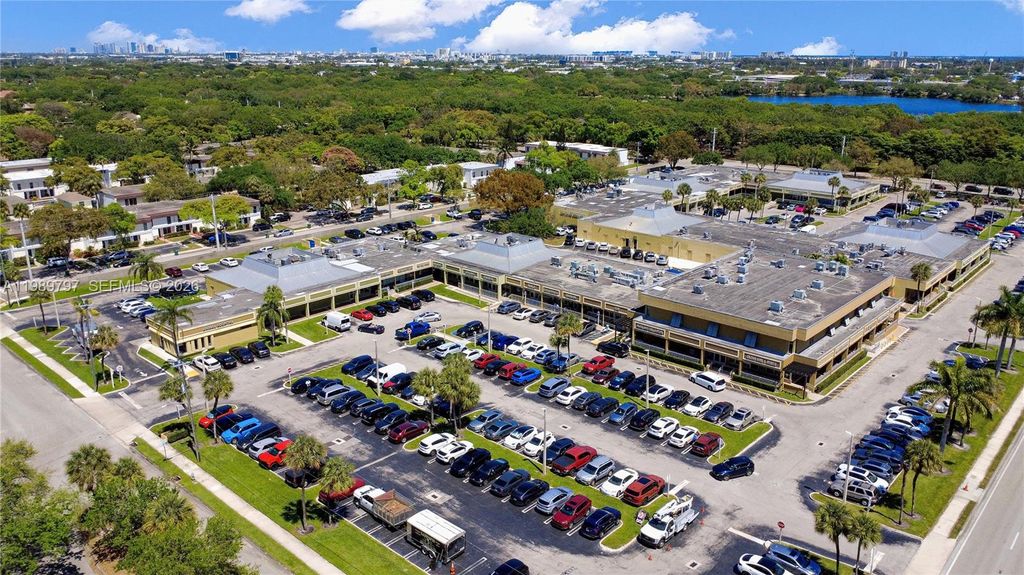 Photo of 3365 Sheridan St, Hollywood, FL 33021 (MLS # A11989797)