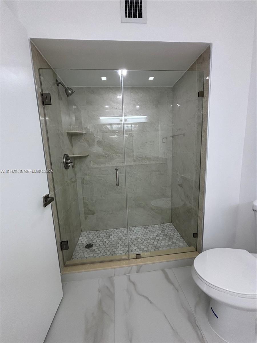 SOMERSET FOUR REPLAT - Residential