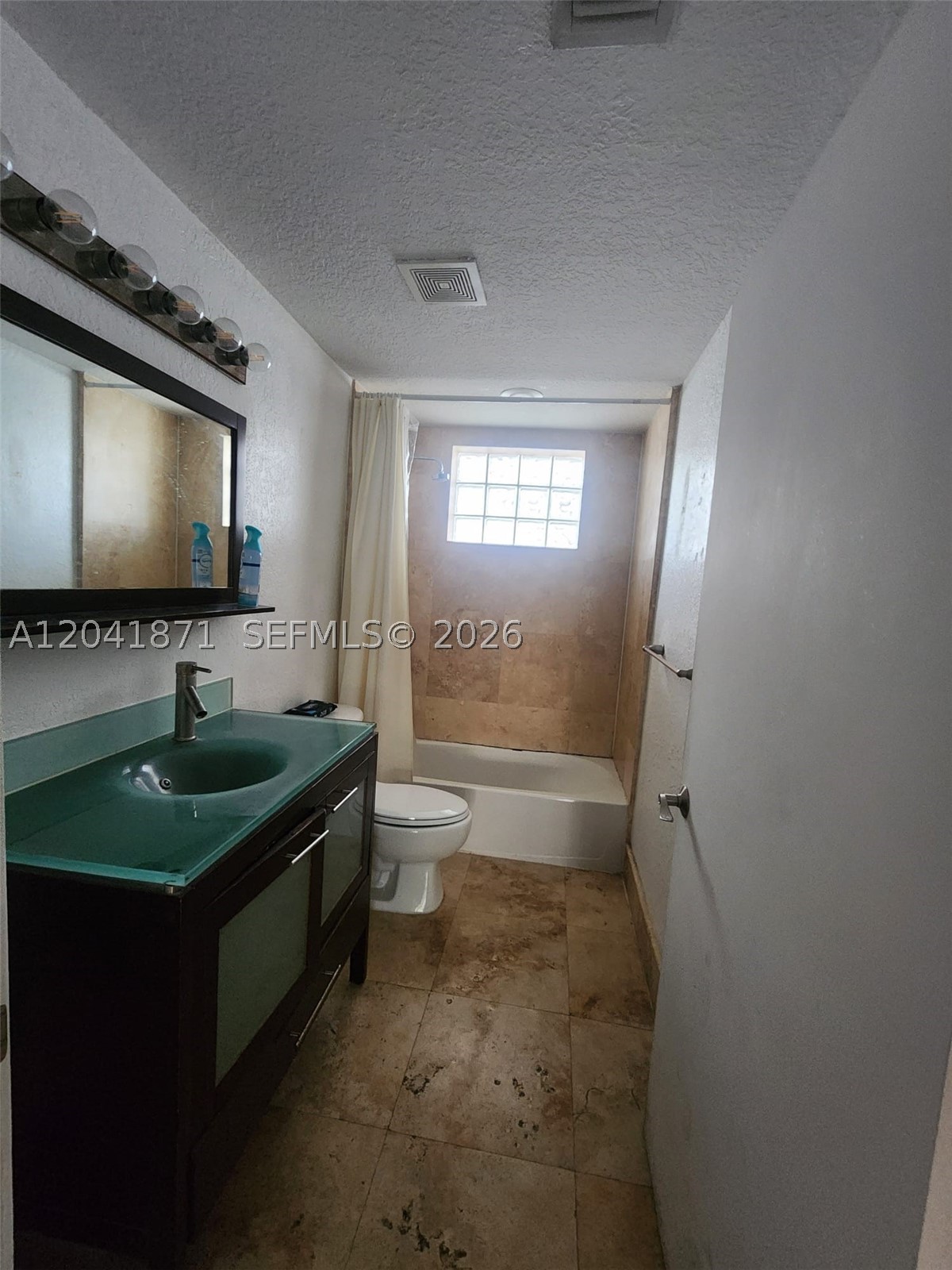 1080 99th St 212