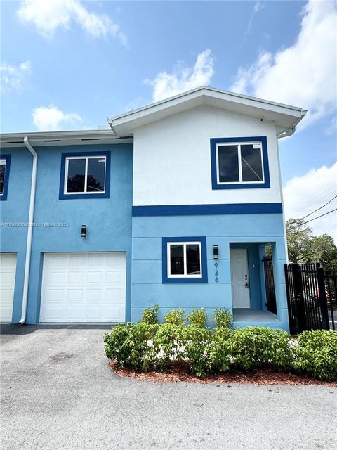 926 - 932 NW 2nd St Fort Lauderdale FL 33311