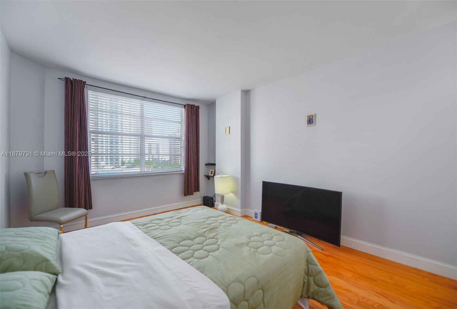 HEMISPHERES CONDO - Residential