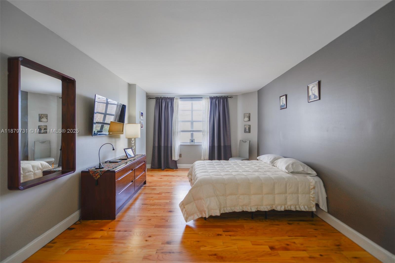 HEMISPHERES CONDO - Residential