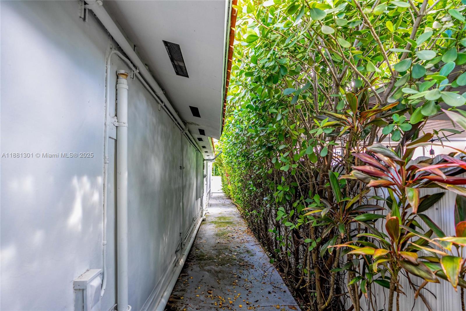 THIRD WESTMORELAND ADDN - Residential Lease