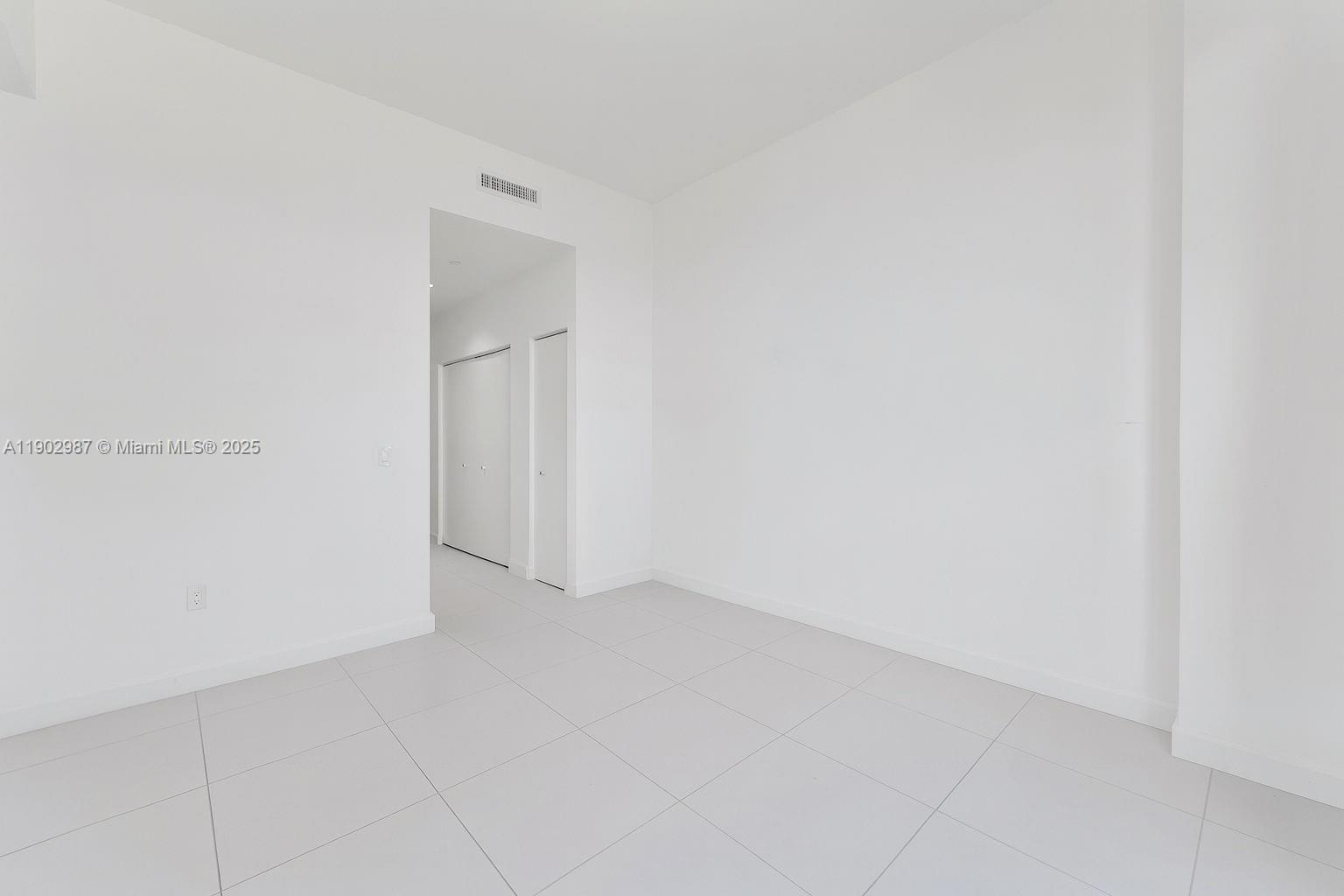 5350 PARK CONDO - Residential Lease