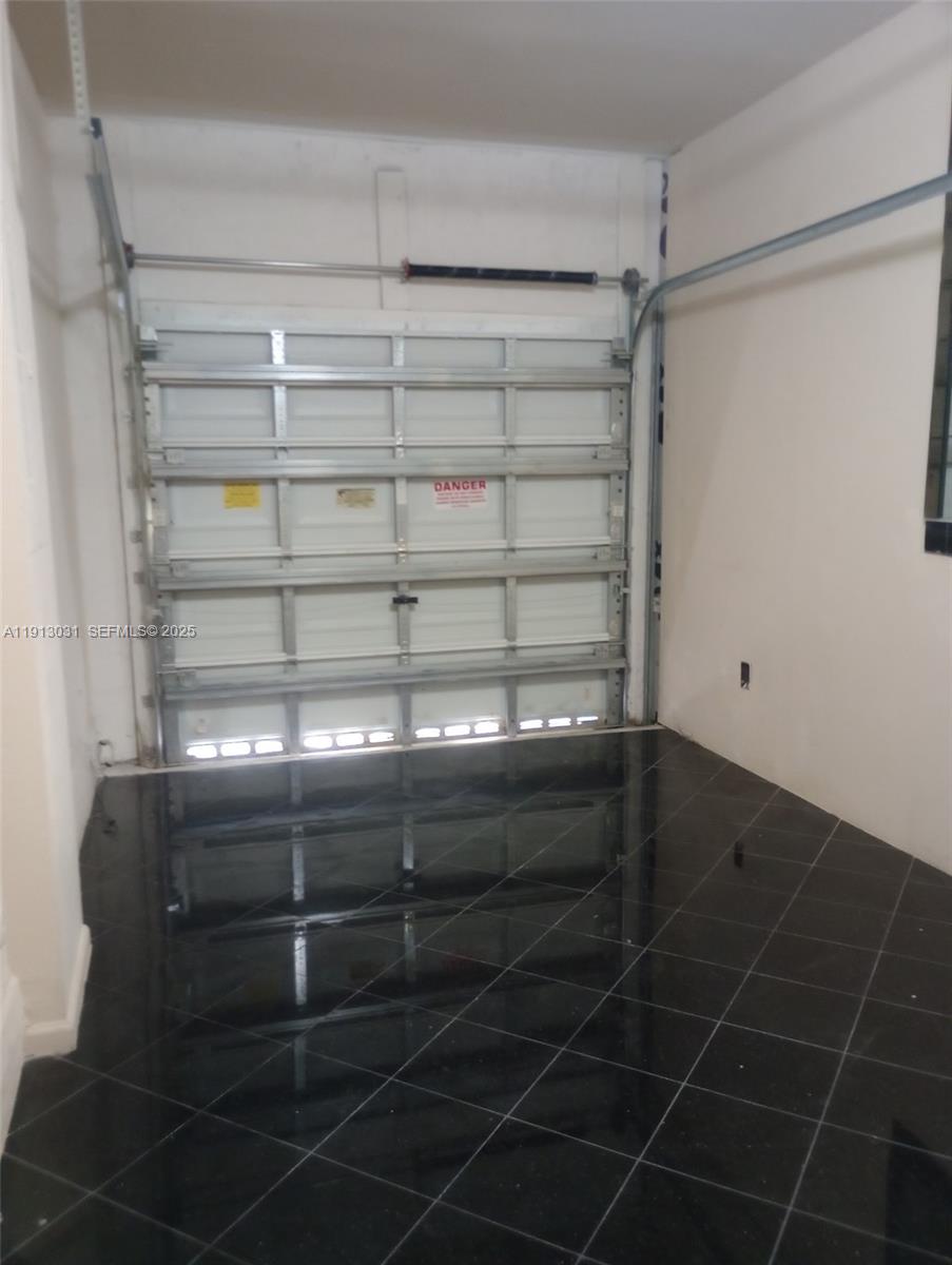 MAJORCA ISLES I CONDO - Residential Lease