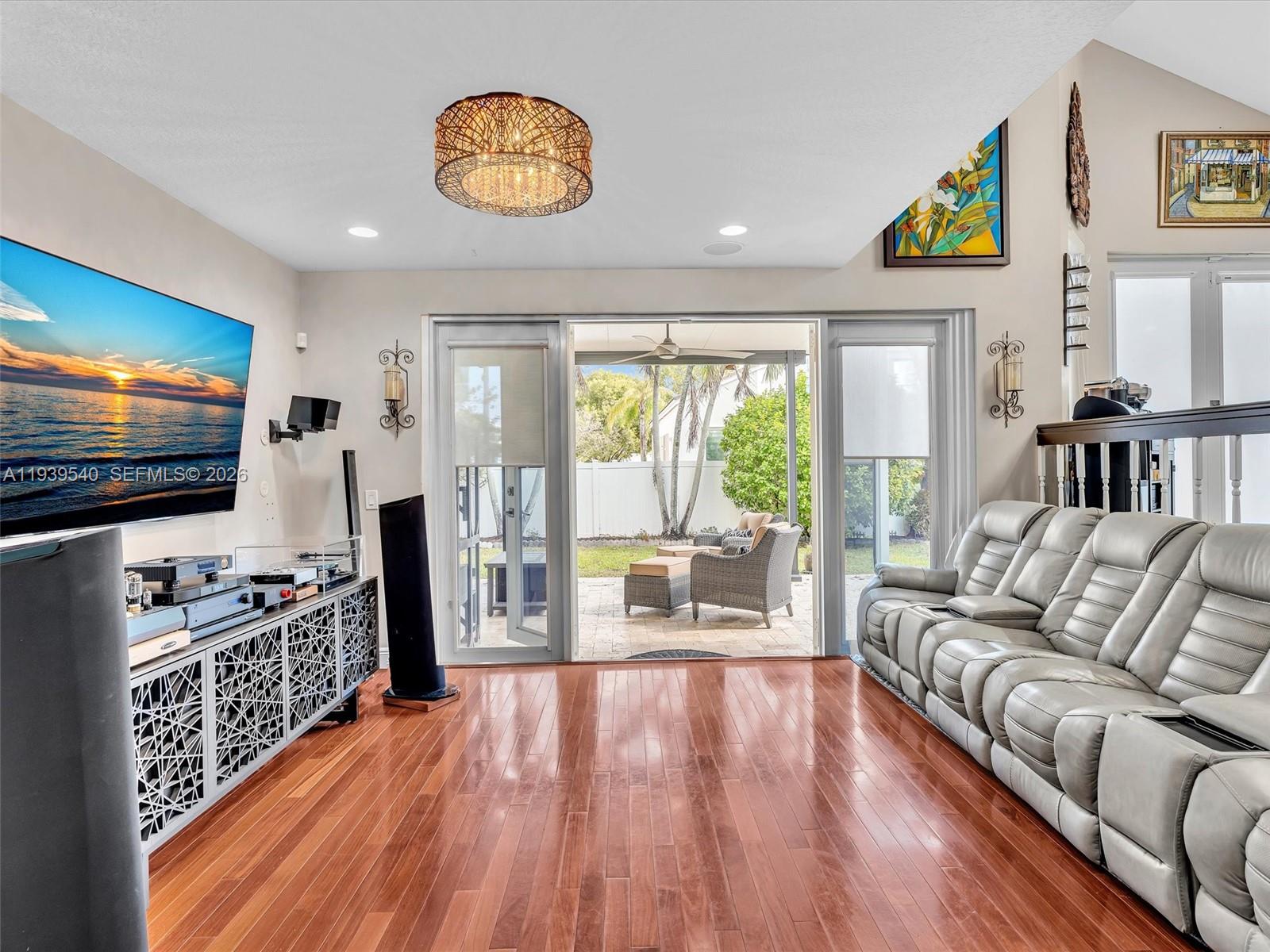 RIVIERA ISLES II - Residential