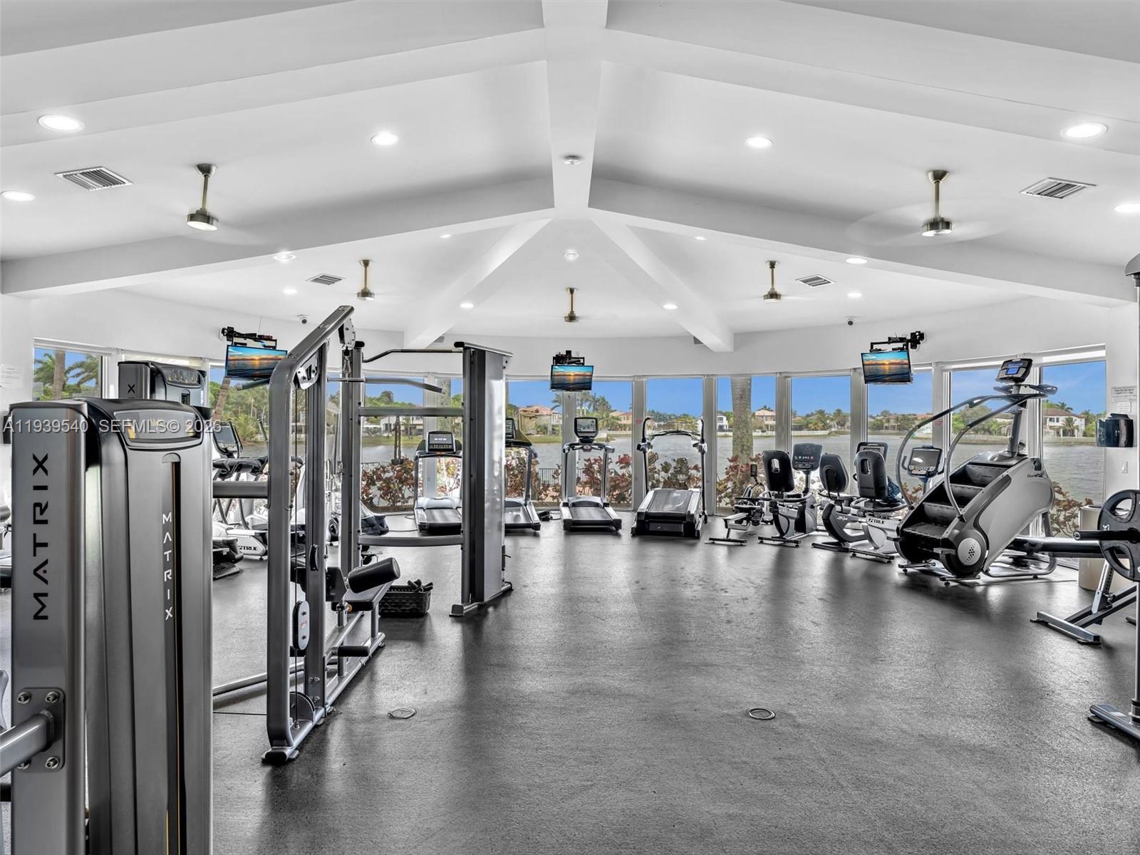 RIVIERA ISLES II - Residential